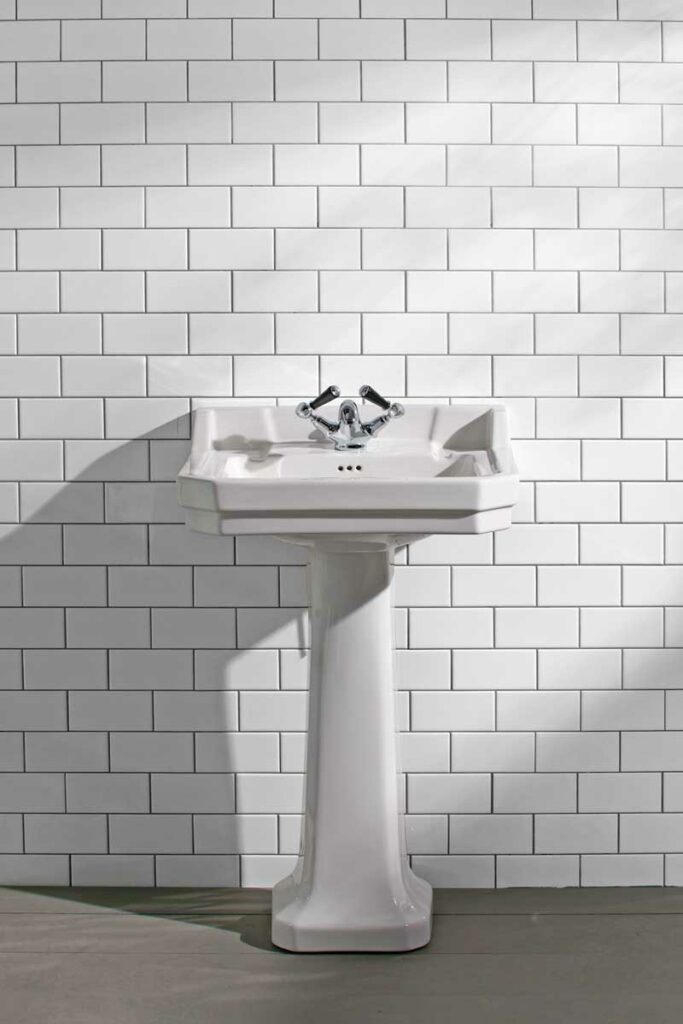 Rediscovering Classic Bathroom Design with the Tamar Basin